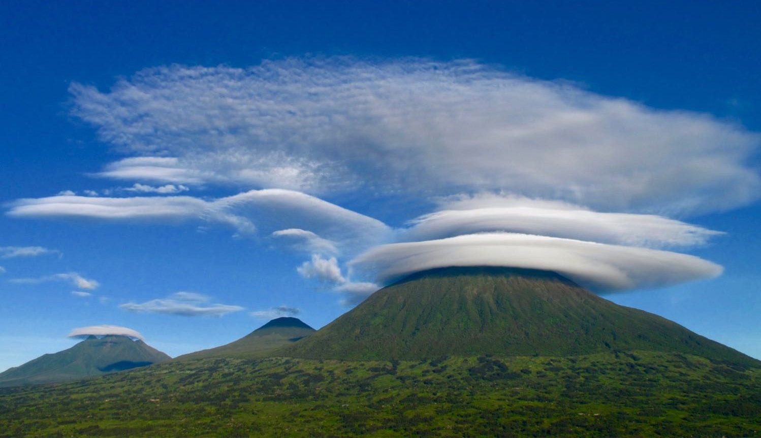 Hiking Karisimbi Volcano